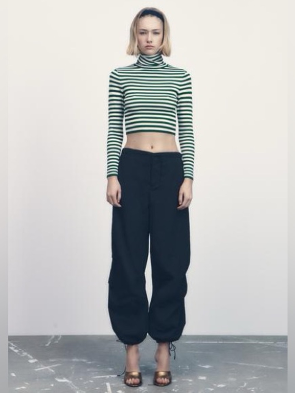 ZARA Cropped Turtleneck Sweater